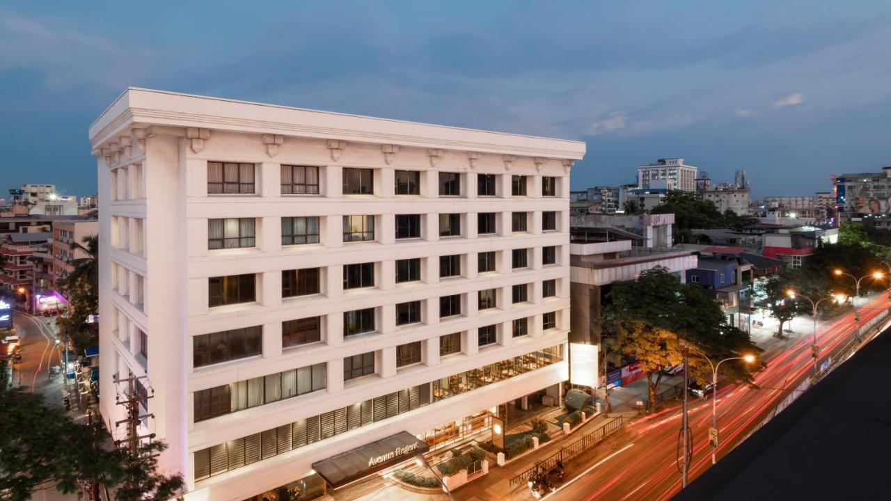The Avenue Regent Hotel Kochi Buitenkant foto